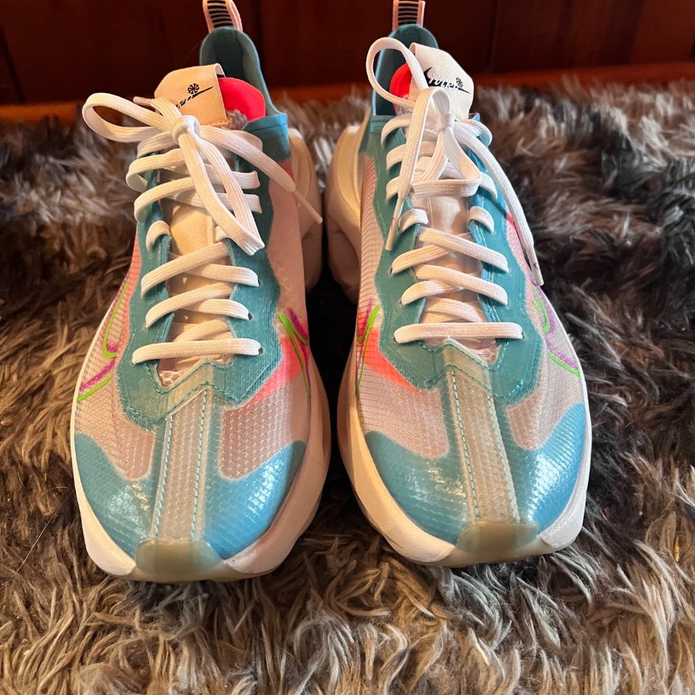 Nike Sneakers - Picture 2 of 5